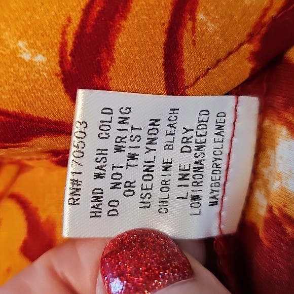 NWT Jodifl Women's Top in Red and Gold Size Small - Picture 8 of 8